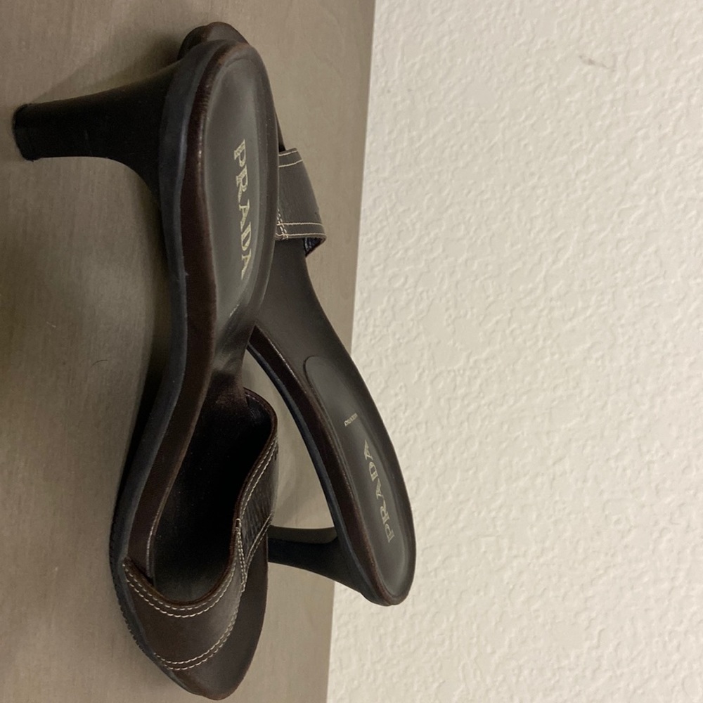 PRADA milano  kitten heels